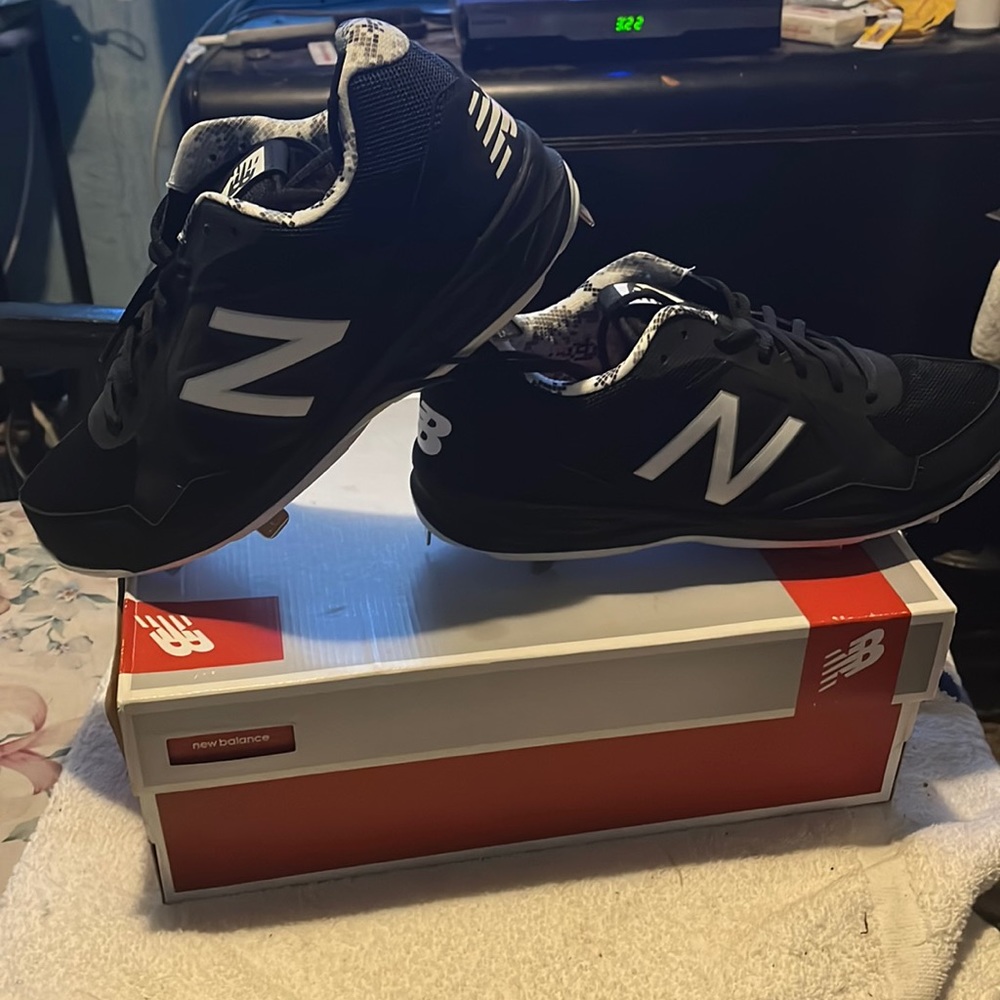 New Balance Tupelo V2 Baseball Cleats